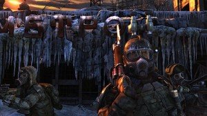 Солдаты из игры Metro 2033 на фоне станции Московского метро